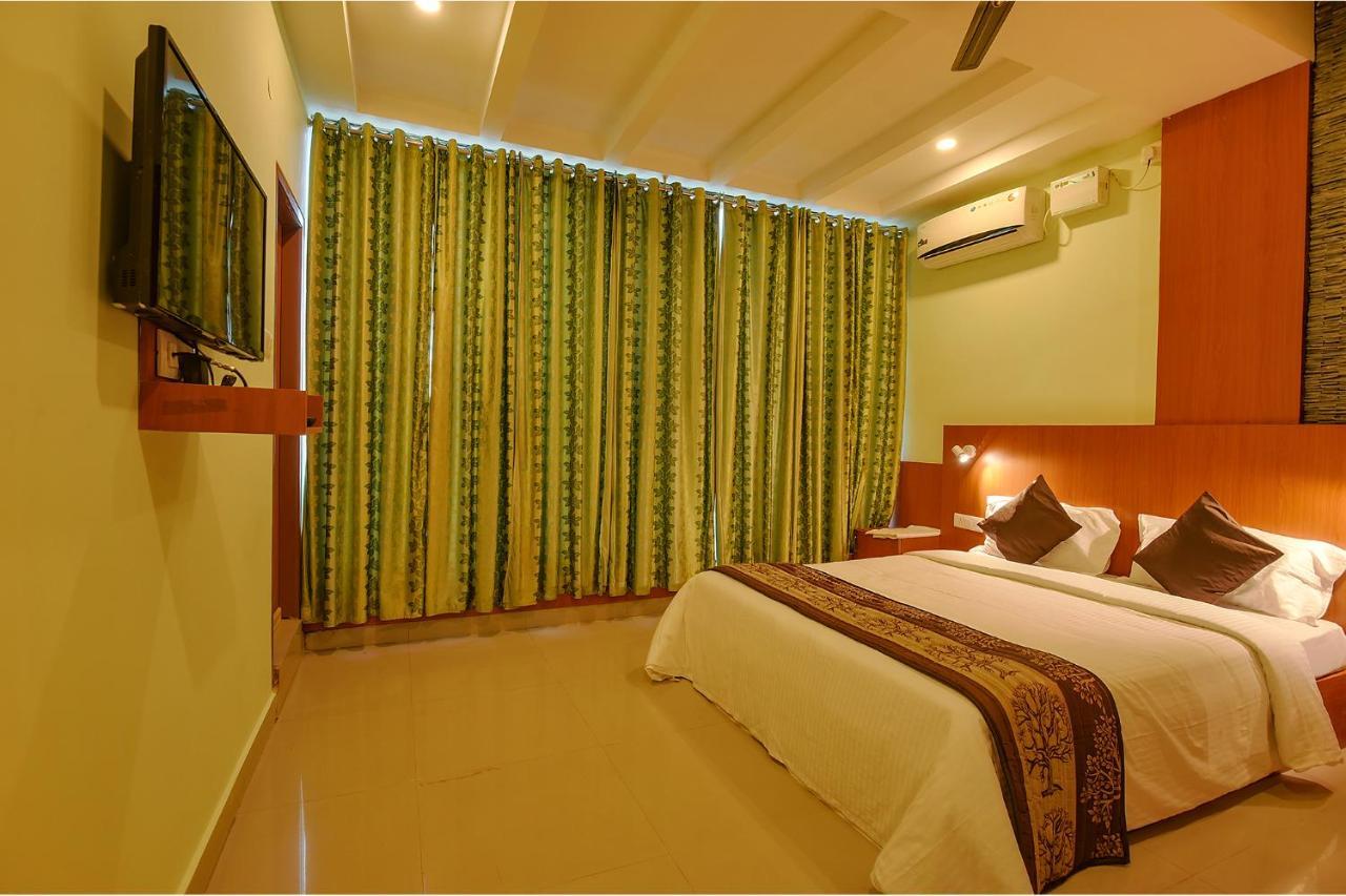 Fabhotel The Btm Palace - Btm Layout Nr Gopalan Innovation Mall バンガロール エクステリア 写真