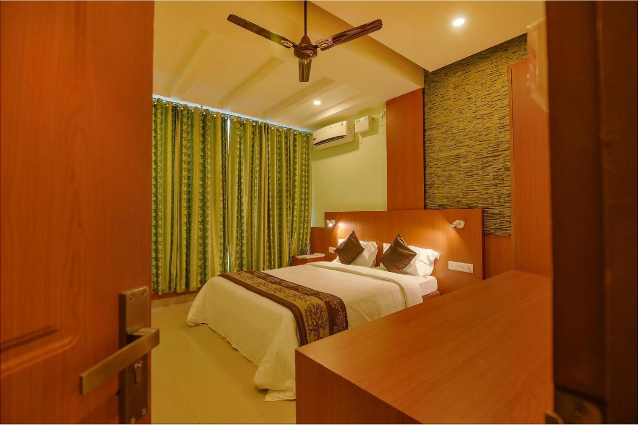Fabhotel The Btm Palace - Btm Layout Nr Gopalan Innovation Mall バンガロール エクステリア 写真